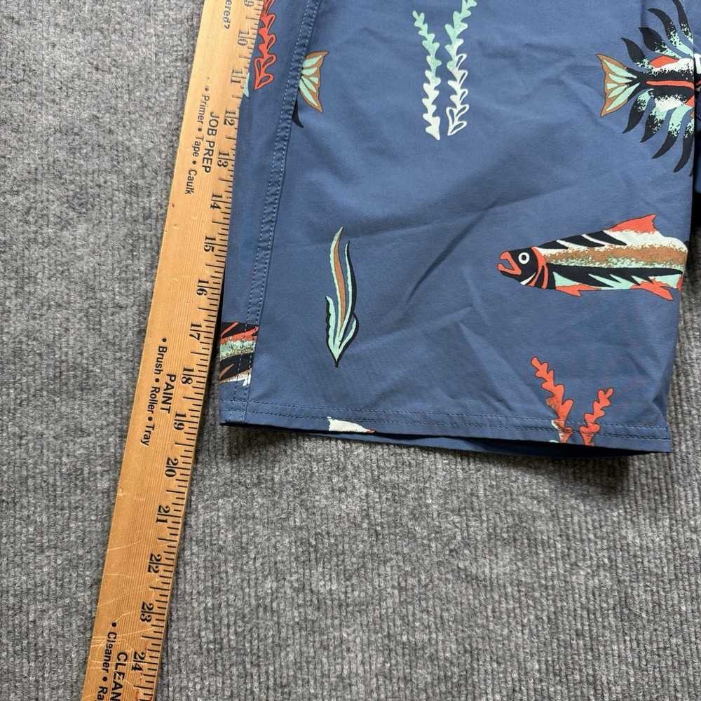 Roark Passage Series Fish Print Board Shorts Men's Size 30 Swim Trunks Blue - Picture 2 of 8